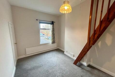 WhatsApp Image 2025-11-26 at 12.31.05_95226516.jpg