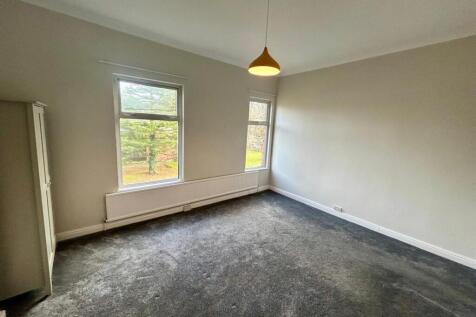 WhatsApp Image 2025-11-26 at 12.31.06_452bb8c9.jpg