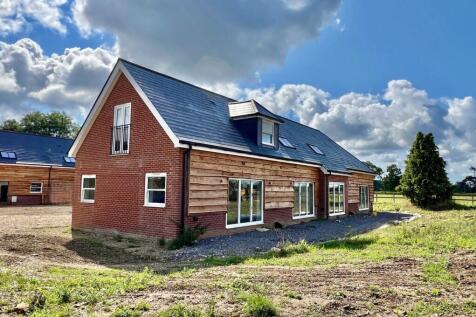 3 bedroom Town House for sale