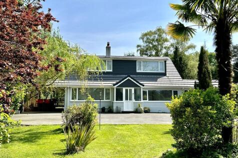 4 bedroom Detached for sale
