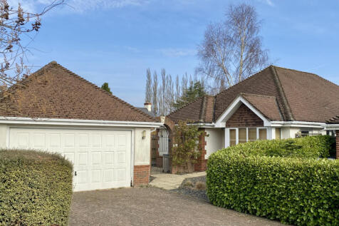 3 bedroom Detached Bungalow for sale