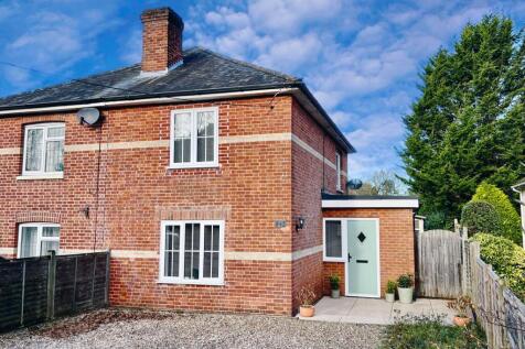 3 bedroom Cottage for sale
