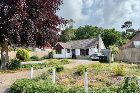 2 Bed Detached Bungalow
