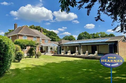 4 bedroom Detached for sale