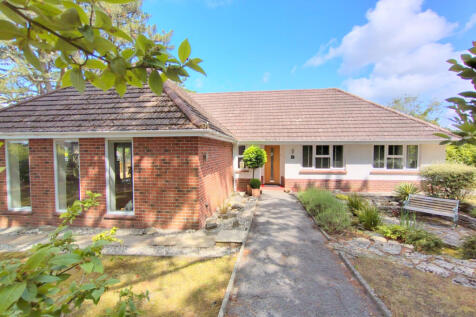 4 Bedroom Detached Bungalow for Sale