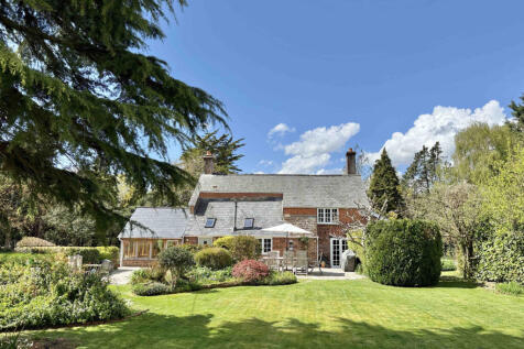 Detached Country Home for Sale