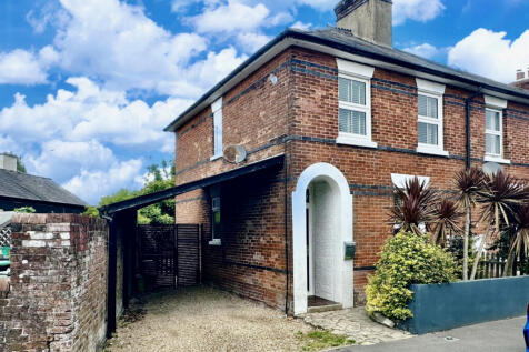 3 bedroom character property