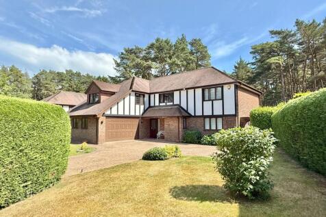 5 bedroom detached executive home