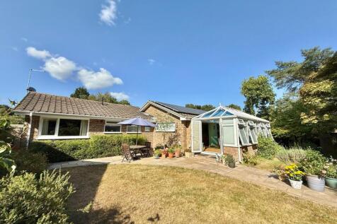 3  bedroom detached bungalow