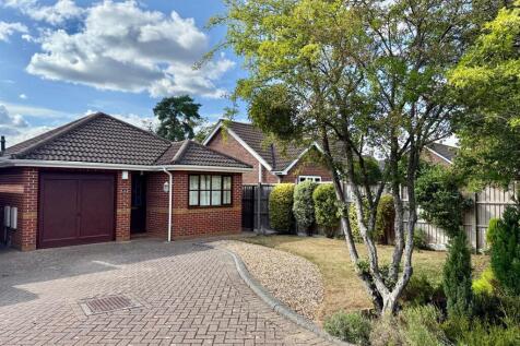 3 bed detached bungalow