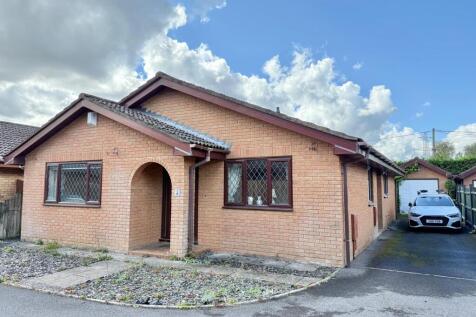 3 bedroom detached bungalow