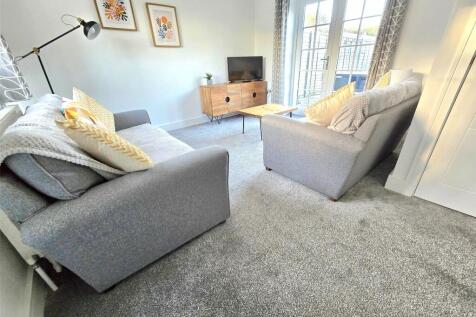 Living Room Alt&#39;