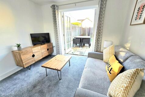 Living Room Alt&#39;