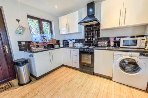 Cottage Kitchen
