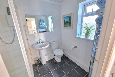 Annexe Shower Room