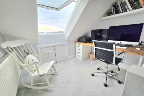 Office/Bedroom 5