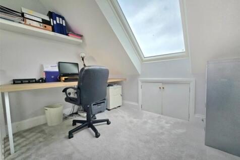 Office/Bedroom 5