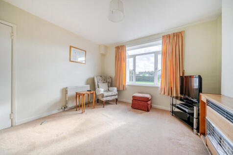 1372572-7-6900cbd...