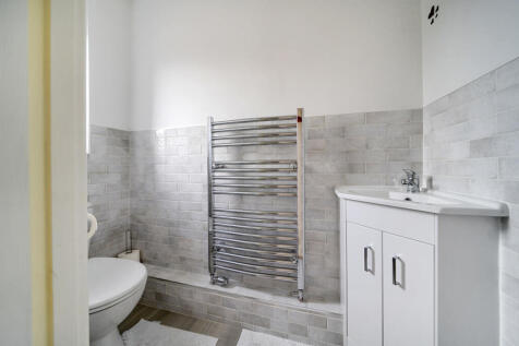 1383211-11-691c57...