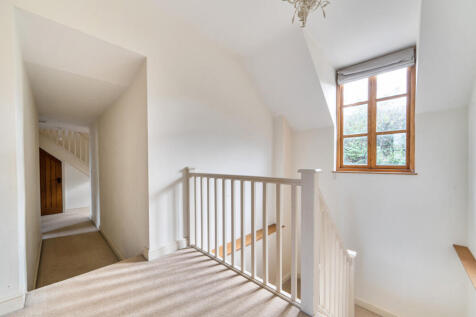 1370632-9-68ff9d9...