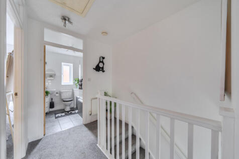 1374502-24-690a0f...