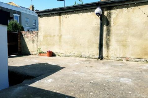 Property Image 11