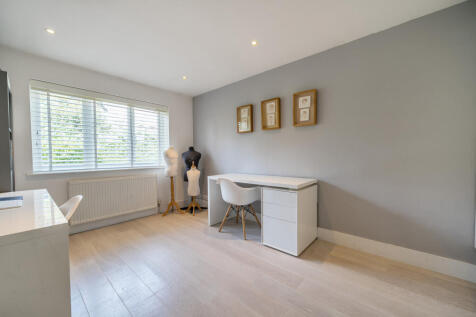 1363692-17-68e522...