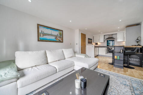 1380862-6-69135f5...