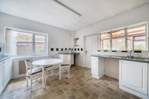 1376245-2-690df2d...