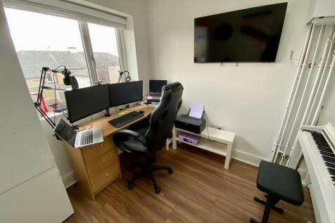 Office / Snug