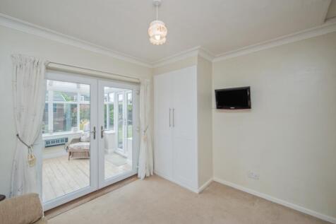 Dining Room/Bedroom