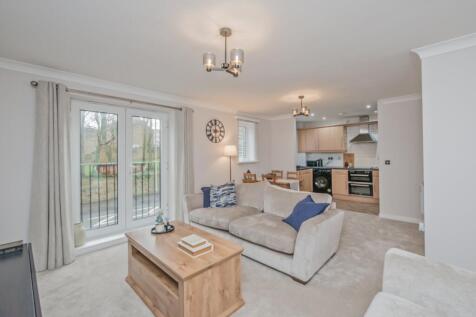 Living Room/Kitchen