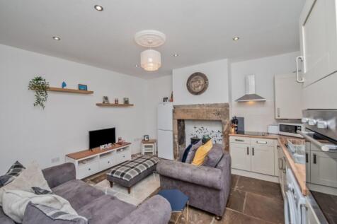 Lounge/Kitchen
