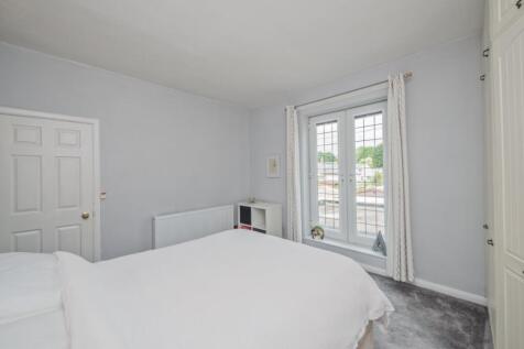 Bed 1