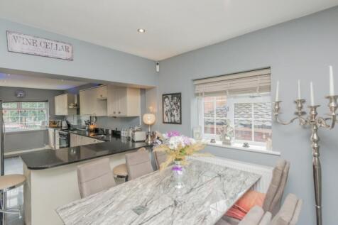 Family Room/Dining