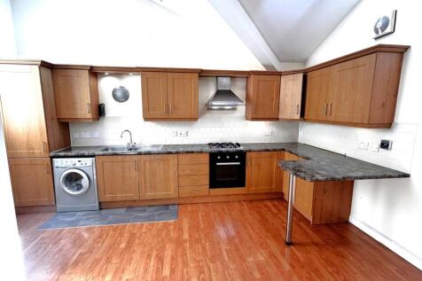 Lounge/Kitchen