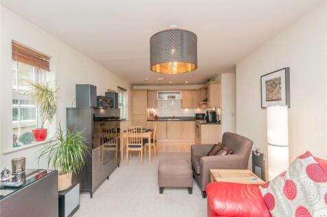 Lounge/Kitchen