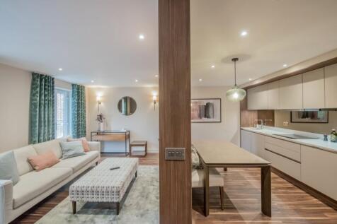 Lounge/Kitchen