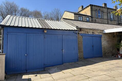 Garage/Workshop