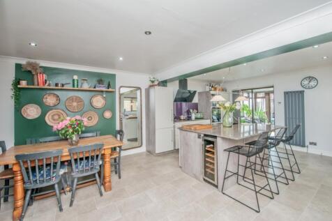 Living Kitchen
