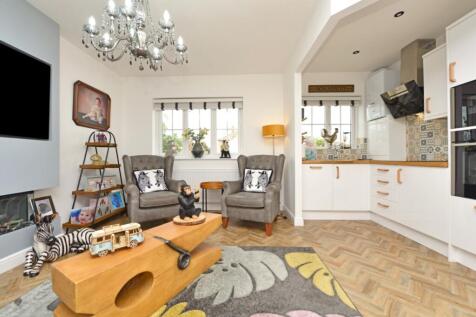Living / Kitchen
