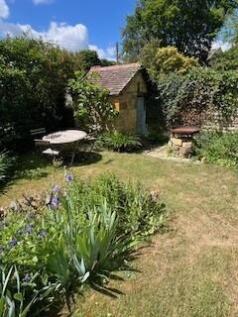 outbuilding.jpg