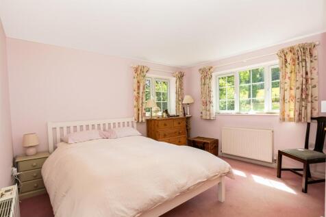 Bedroom .jpg