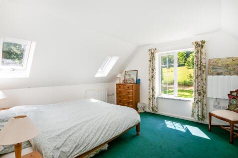 Bedroom. .jpg