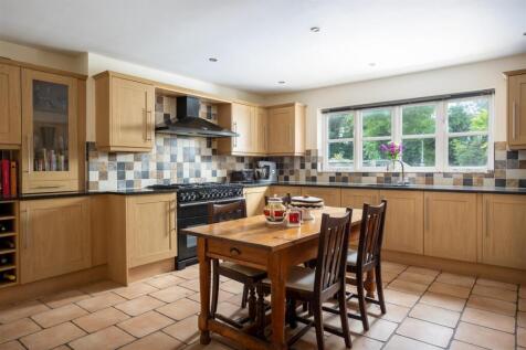 14 - August House - WR12 7HX - Full.jpg