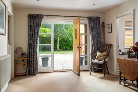 13 - August House - WR12 7HX - Full.jpg