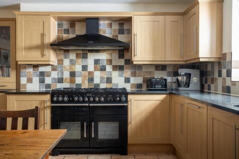 15 - August House - WR12 7HX - Full.jpg