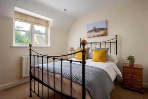 40 - August House - WR12 7HX - Full.jpg