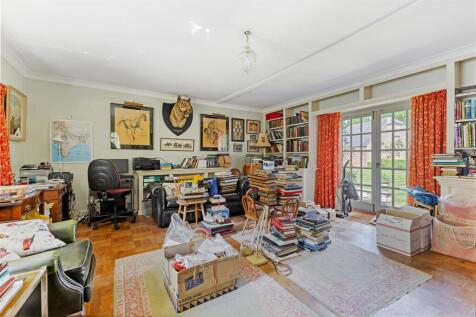 Garden Room.jpg