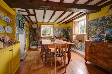 Dining Room.jpg